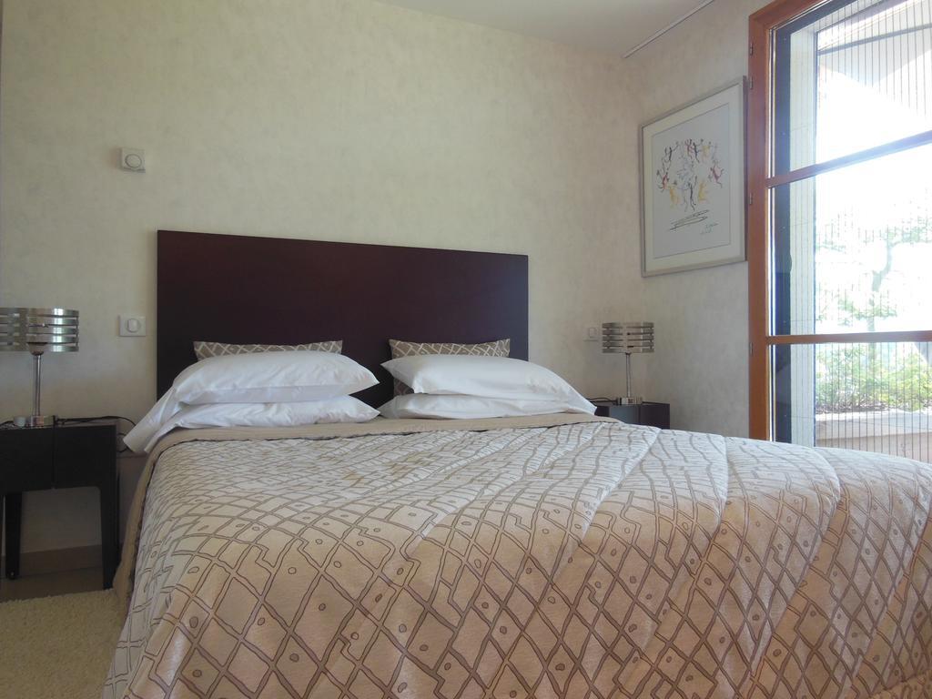Les Perrelles Bed & Breakfast Bellecombe-en-Beauges Exterior photo